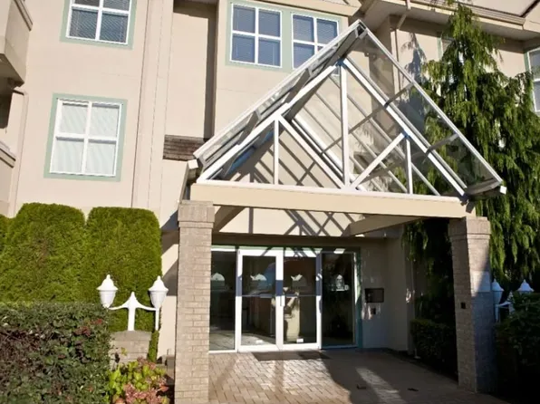 6557 121st St #205, Surrey, BC V3W 1E7