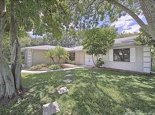 1684 Georgetowne Blvd, Sarasota, FL 34232