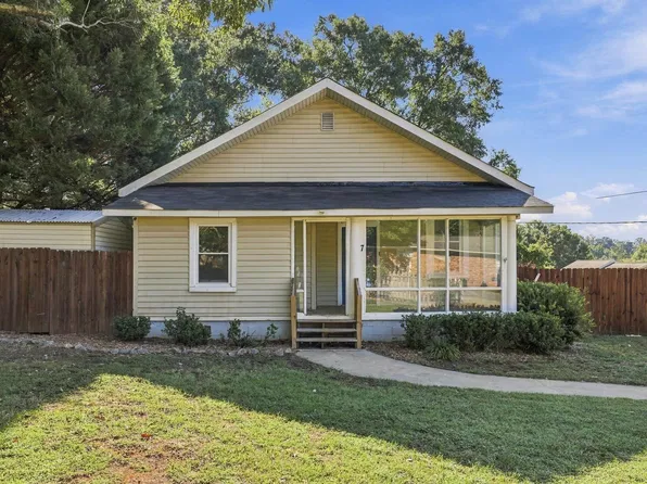 7 Jonquil Ln, Taylors, SC 29687