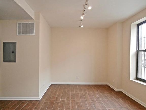 3rd image of 4747-51 Troy Street Gdn