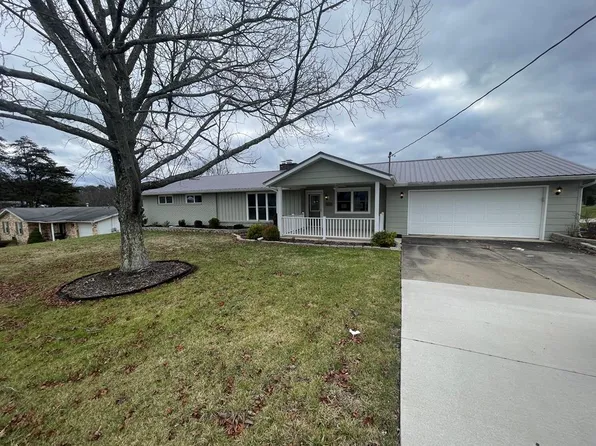 1420 Lancaster St, Marietta, OH 45750