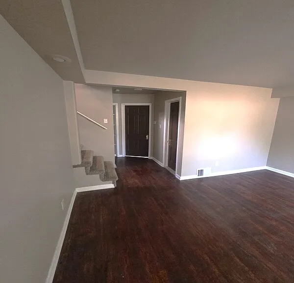 4845 University Pl — Photo 3