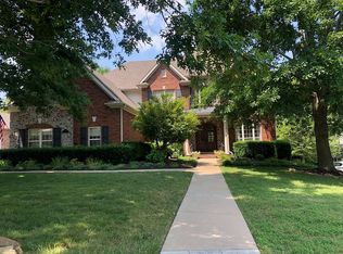 3802 E Chatsworth Rd, Fayetteville, AR 72703