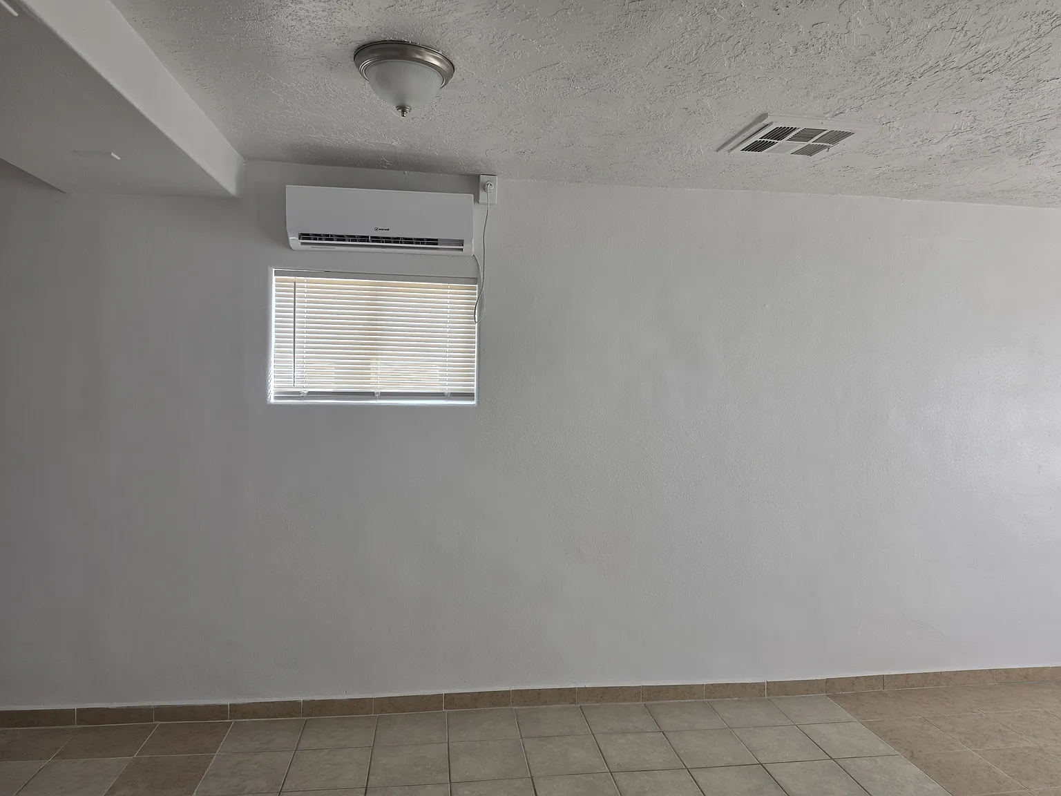 1 bed, 600 sqft, $1,200 — Photo 4