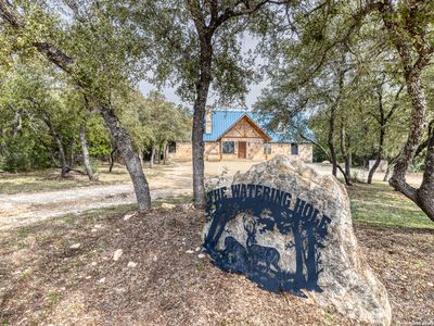 20 Mountain Laurel Ln, Concan, TX, 78838