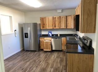 208 Scallon St, Hancock, MI 49930