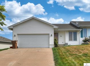 15908 N 4th St, Bennington, NE 68007