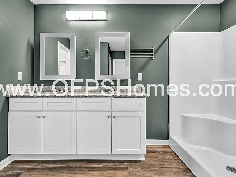 413 Scarborough St — Photo 13
