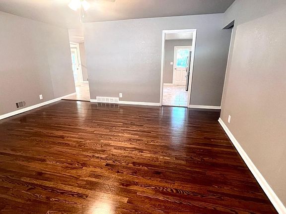 4th image of 6217 NW Caney Creek Dr