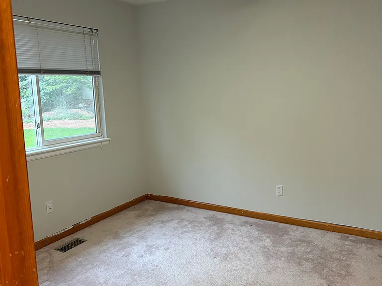 1879 Breen Ln — Photo 15
