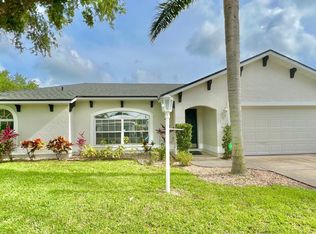 7640 39th Street Cir E, Sarasota, FL 34243