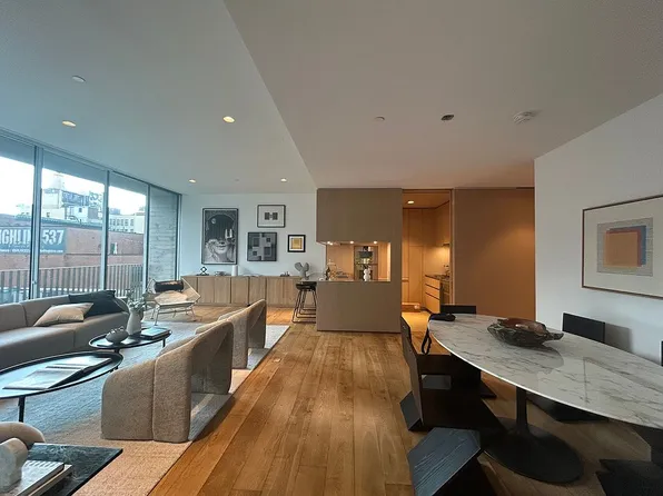 527 W 27th St #5C, New York, NY 10001