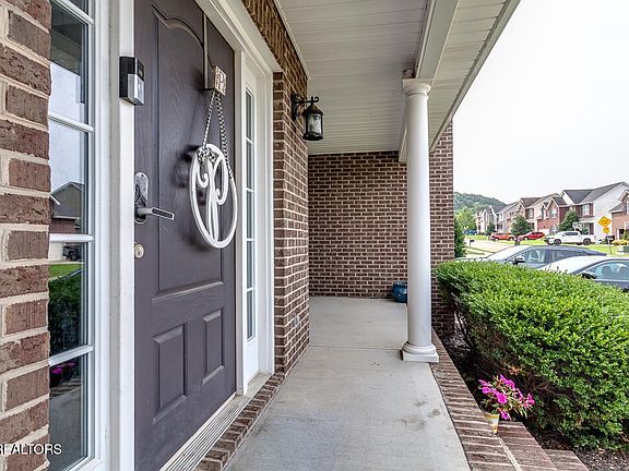 3rd image of 2558 Sparkling Star Ln