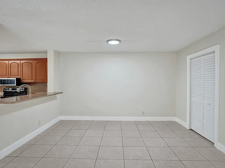 10773 Cleary Blvd #111 — Photo 7