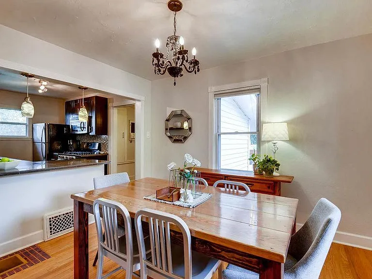 4732 Beach Ct — Photo 14