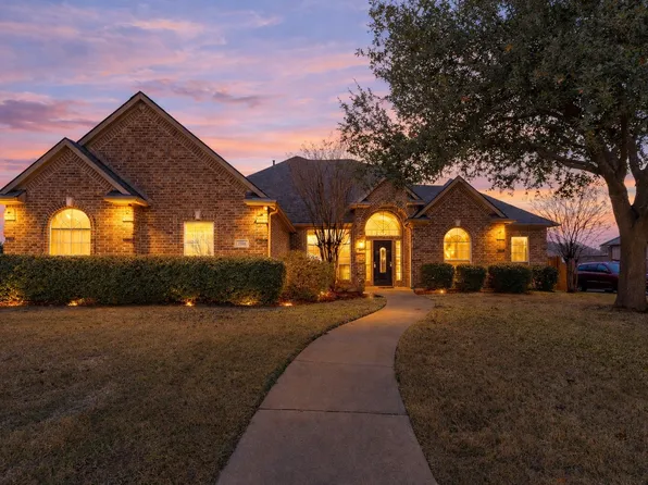 1508 Leaning Oak Ln, Cleburne, TX 76033