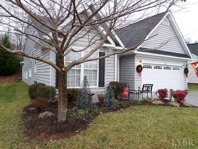 1st image of 326 Paulette Cir