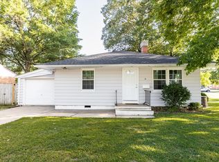 6 E Green St, Mascoutah, IL