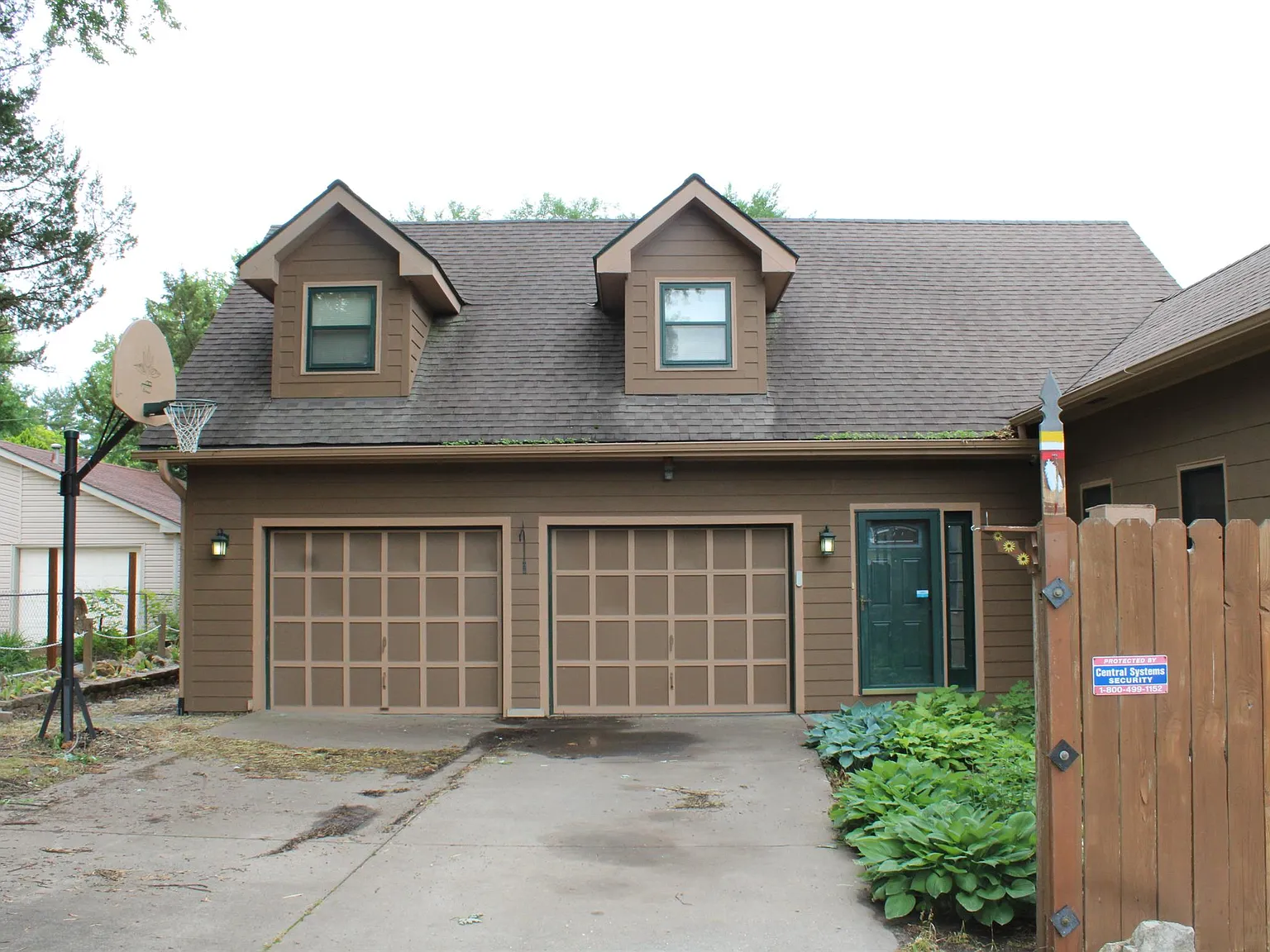 1204 S 15t — Photo 1