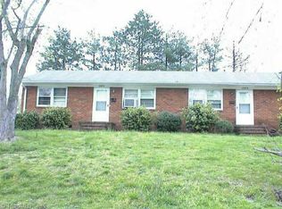 2305 Floyd St, Greensboro, NC 27406