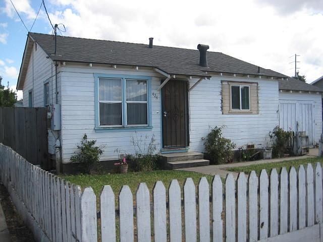 1st image of 424 Elliot Ave