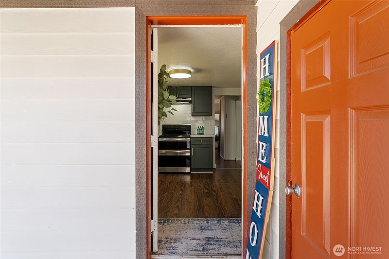 4th image of 6148 88th Street SW