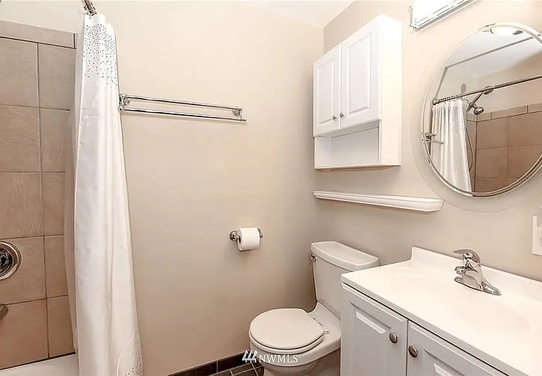455 Reiten Rd — Photo 2