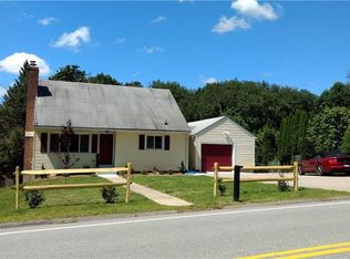 586 Old Colchester Rd, Uncasville, CT 06382