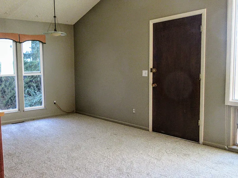 1210 Wicklow St — Photo 36