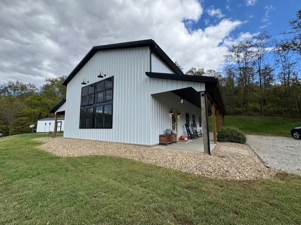 306 Jackson Ln, Carmichaels, PA 15320