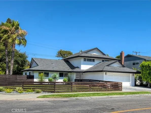 2836 Shantar Dr, Costa Mesa, CA 92626