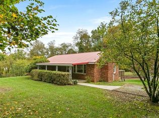 56 Spotted Deer Ln, Asheville, NC 28806