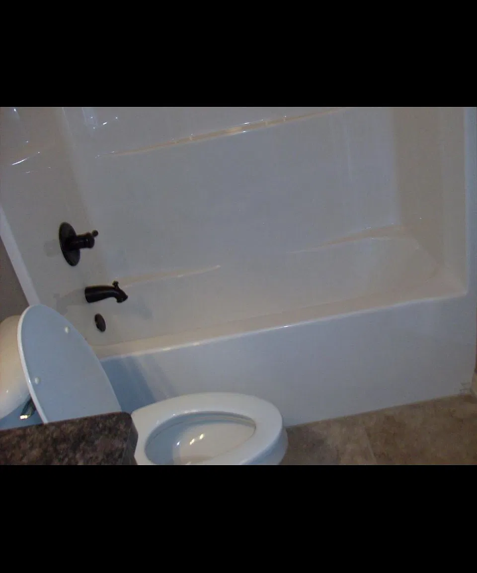 3 bed, 1706 sqft, $1,800 — Photo 2