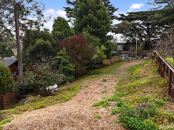 3rd image of 547 Isabella Rd