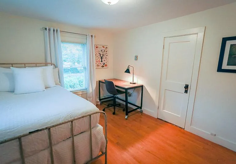 10 Holbrook St #2 — Photo 10