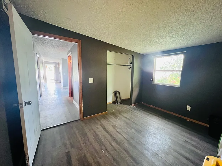 6800 Pearson Ln — Photo 10
