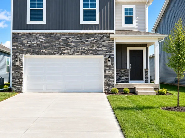 1257 NW Williamsburg Ln, Waukee, IA 50263