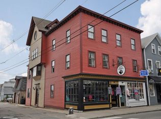 429-431 Thames St, Newport, RI 02840