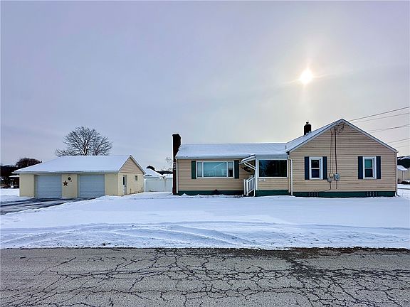 2nd image of 300 Martin Ave