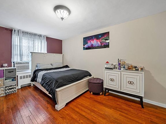 4th image of 88 Spruce St #1A