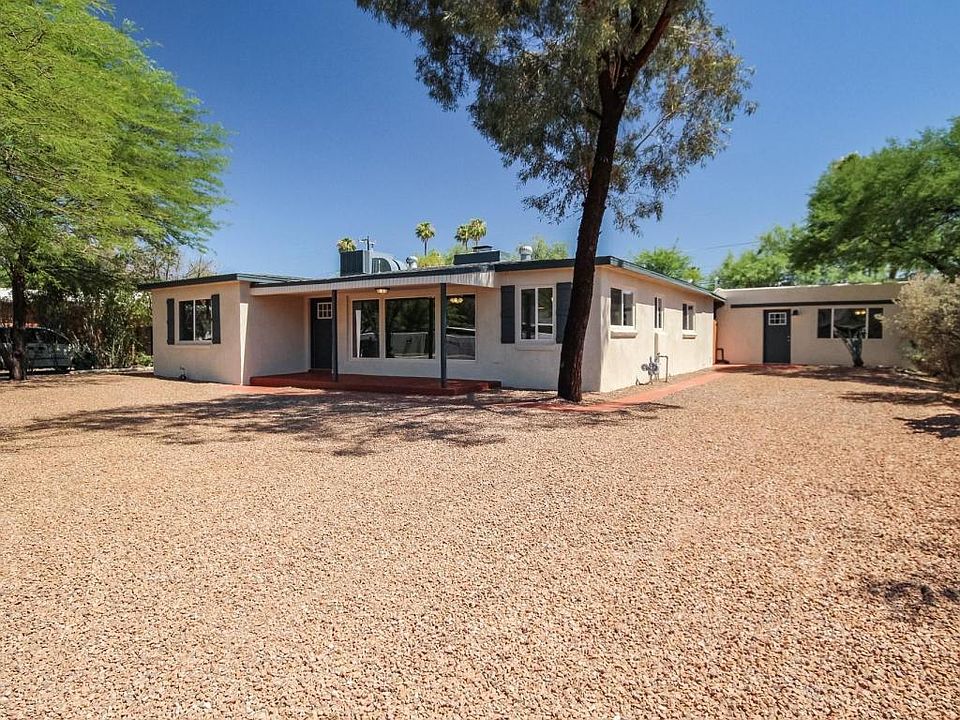 1st image of 3002 E Loretta Dr