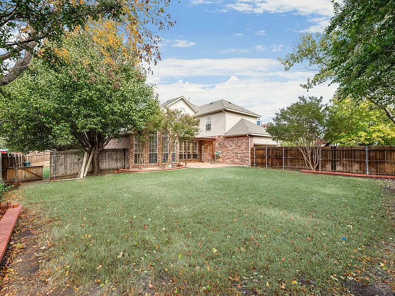 3902 Harlington Ln — Photo 30