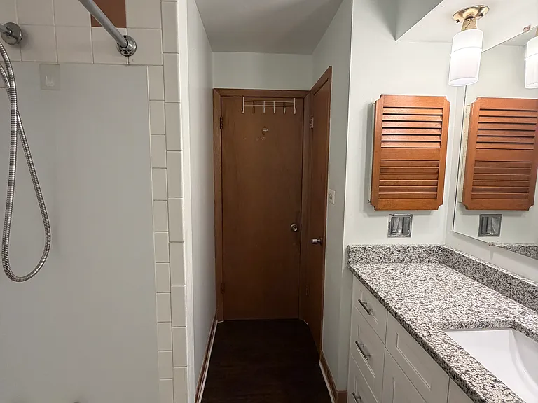 1031 N Harlem Ave #2B — Photo 6