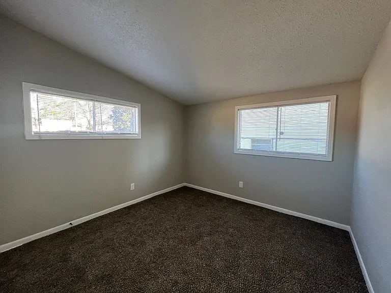 791 Ledbetter Ave — Photo 8