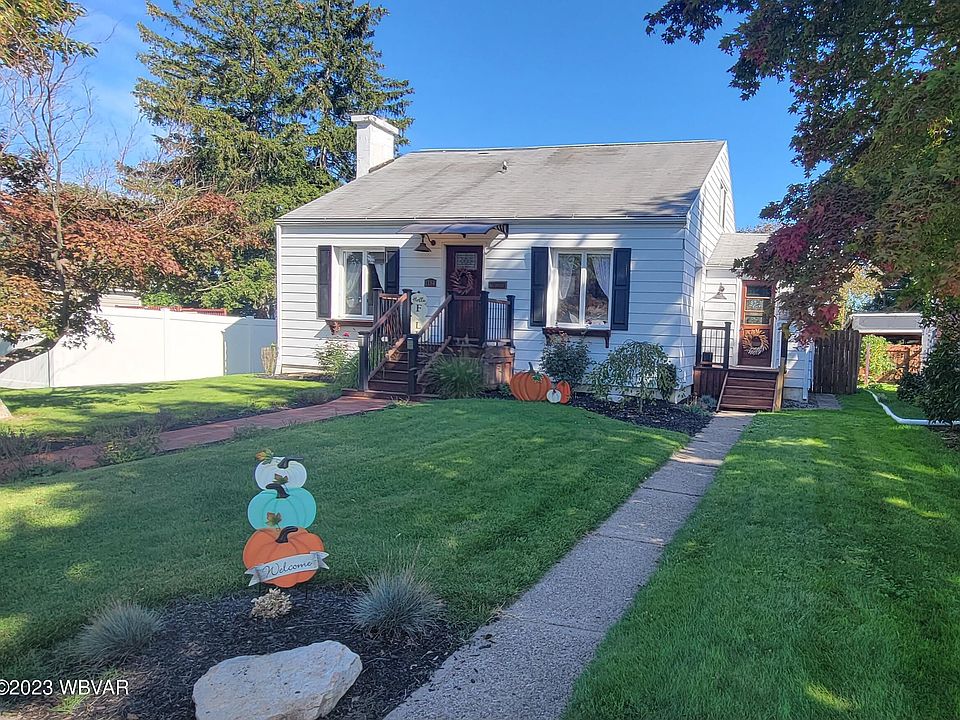 1st image of 1184 Russell Ave