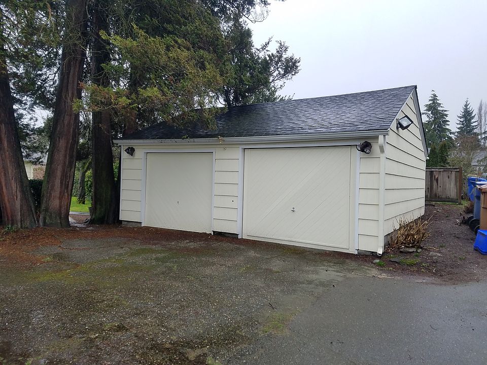 2nd image of 926-928 N Alder St
