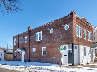 565 Eiler St #1F & 2F, Saint Louis, MO 63111