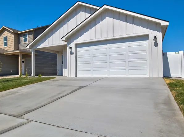 3640 Nuthatch St, Richland, WA 99352