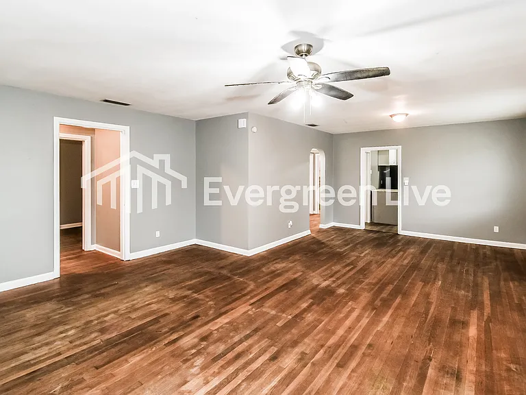 6532 Perry St — Photo 13