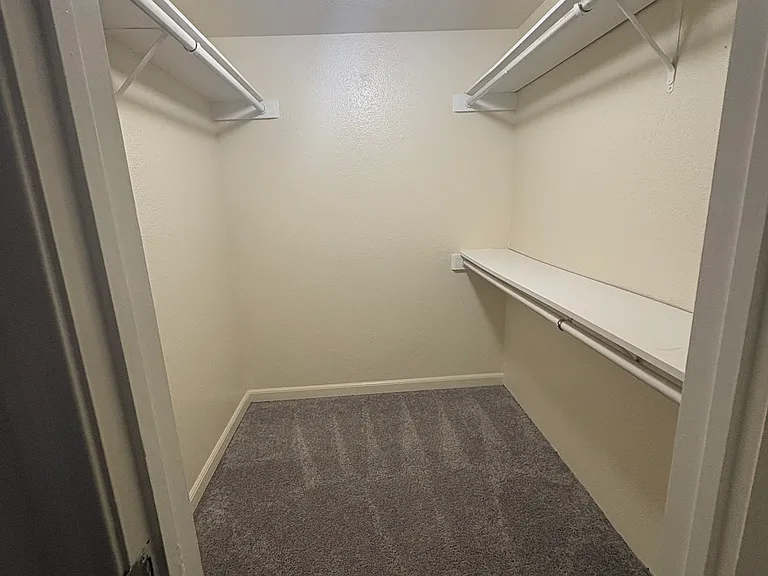9700 Leawood Blvd #1905 — Photo 8